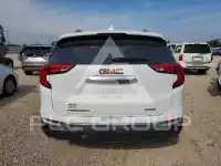 2018 GMC TERRAIN photo