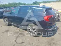 2018 GMC TERRAIN photo