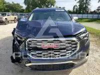 2018 GMC TERRAIN photo