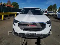 2018 GMC TERRAIN photo