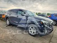 2018 GMC TERRAIN photo