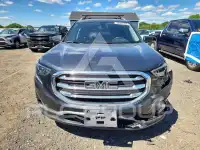 2018 GMC TERRAIN photo