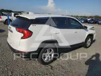 2018 GMC TERRAIN photo
