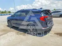 2018 GMC TERRAIN photo