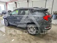 2018 GMC TERRAIN photo