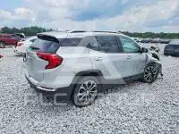 2018 GMC TERRAIN photo