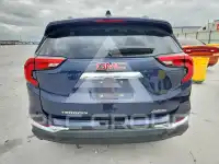 2018 GMC TERRAIN photo