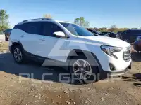 2018 GMC TERRAIN photo