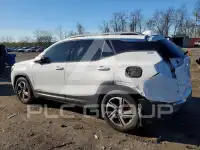 2018 GMC TERRAIN photo