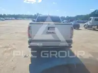 2018 GMC CANYON photo