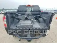 2018 GMC CANYON photo