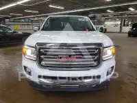2018 GMC CANYON photo