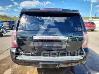 2018 GMC YUKON photo