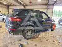 2018 Porsche Cayenne photo