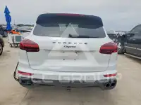 2018 Porsche Cayenne photo