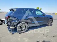 2018 Porsche Cayenne photo
