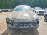 2018 Porsche Cayenne photo
