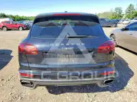 2018 Porsche Cayenne photo