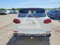 2018 Porsche Cayenne photo