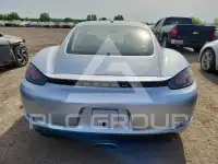 2018 Porsche Cayman photo