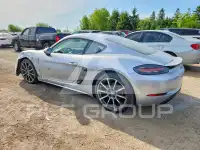 2018 Porsche Cayman photo