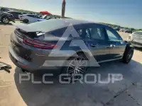2018 Porsche Panamera photo
