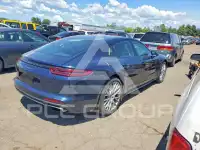 2018 Porsche Panamera фото