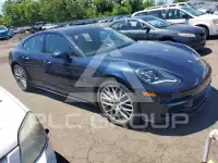 2018 Porsche Panamera фото