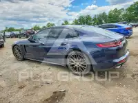 2018 Porsche Panamera photo