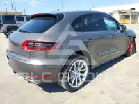 2018 Porsche MACAN photo