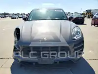 2018 Porsche MACAN photo