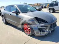 2018 Porsche MACAN photo