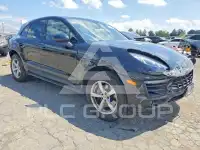 2018 Porsche MACAN photo