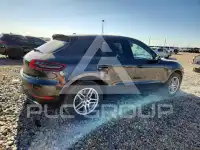 2018 Porsche MACAN photo