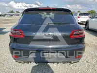 2018 Porsche MACAN photo