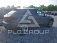 2018 Porsche MACAN photo