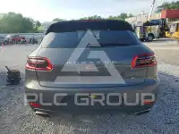 2018 Porsche MACAN photo