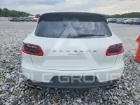 2018 Porsche MACAN photo