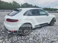 2018 Porsche MACAN photo