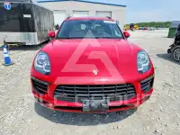 2018 Porsche MACAN photo