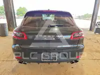 2018 Porsche MACAN photo