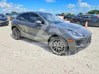 2018 Porsche MACAN photo