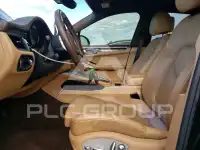 2018 Porsche MACAN photo
