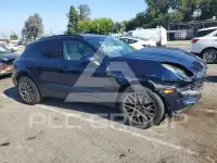 2018 Porsche MACAN photo