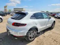 2018 Porsche MACAN photo