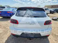 2018 Porsche MACAN photo