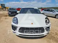 2018 Porsche MACAN photo