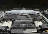 2018 Land Rover Discovery photo