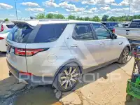 2018 Land Rover Discovery photo