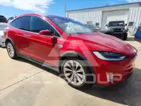 2018 Tesla Model X фото
